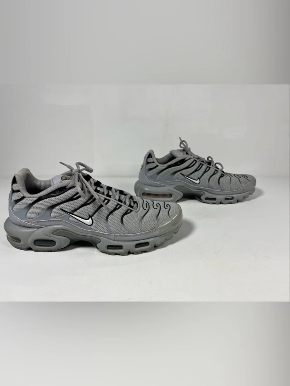 SOLD Nike Air Max Plus Tn Wolf Grey Sneakers Shoes 852630-021 Men’s 10 - Picture 6 of 14